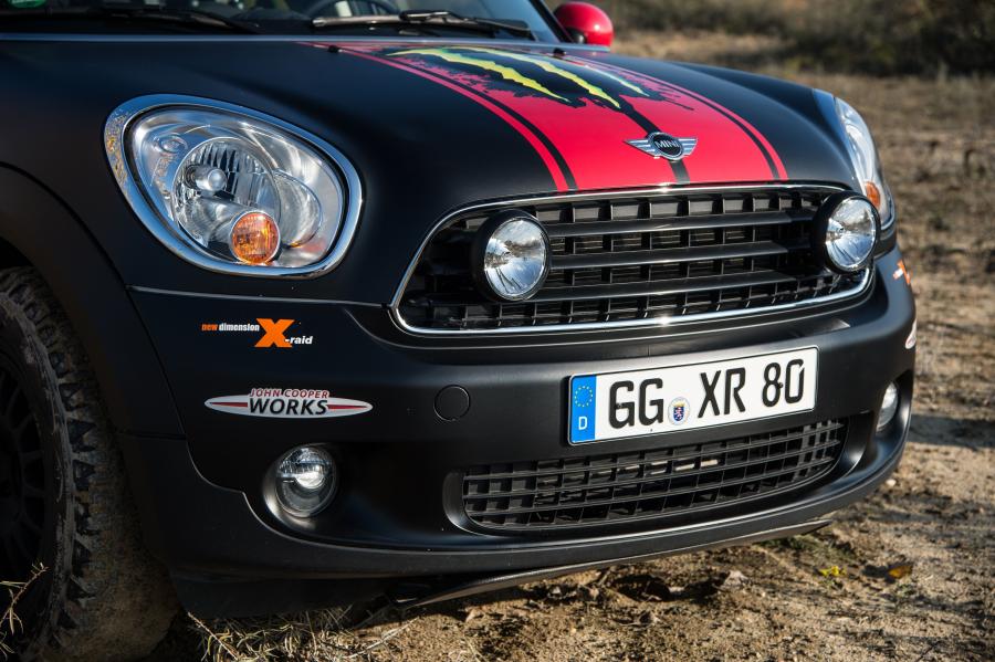  Mini Countryman X-Raid Service Vehicle 2012 года  (фото 10 из 41)